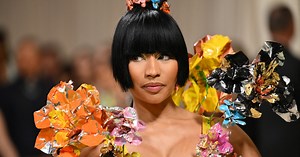 Rapper Nicki Minaj boos op Schiphol na arrestatie om joints en missen concert in Manchester