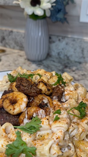 Crystal Hunter on Instagram: "ONLY 20 minutes to make this flavorful #pasta my favorite #comfortmeal #simplemeal #easyrecipe #dinner"