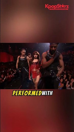 Lisa's Electrifying Solo Debut at the VMAs
