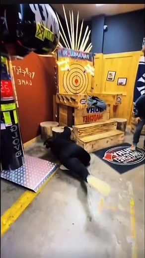 The funny moments of falling into water #funnymoments #funnyvideo