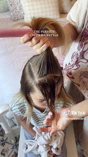 The Perfect Cheer Hairstyle for School Competitions