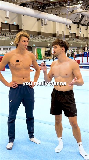 Diving Account on Instagram: "Splits"