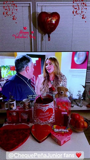 @Ezequiel Peña @Cheque Peña Junior fans ❤️ #happyvalentinesday #happyvalentinesday💞 #ezequielpenajr #modernfamily #modernfamilyscenes @Sofia Vergara