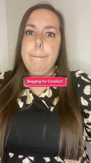 Teacher's Hilarious Confusion in Classroom