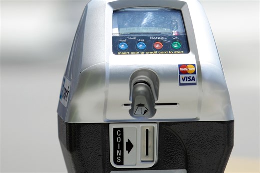 City of Oakland to end free Sunday parking