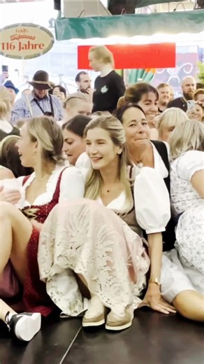 5K views · 98 reactions | Funny Devil's Wheel Flops: USA Edition from Oktoberfest #FlopFunny #DevilsWheelFlopsUSA #OktoberfestEdition #AmericanFlops #SpinHumor #FestivalFlubs | Devils Wheel Oktoberfest | Facebook