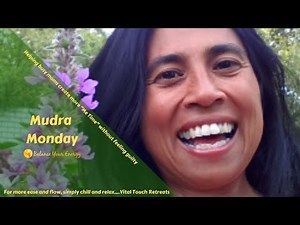 how to strengthen your root chakra with this mudra