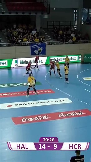 sporteuropetv_handball on Instagram: "@fabienne.buech mit Heber in Perfektion 😍 Die @wildcatsunionhalleneustadt stürmen mit einem klaren 31:21 gegen @hcroedertal ins Pokal-Viertelfinale!! #handball #dhbpokal #dhb #handballbundesligafrauen #sporteuropetv @handballbundesligafrauen"