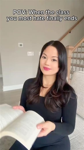 Freedom tastes like doing language lessons in bed with my friends. #airlearn #airlearnpartner