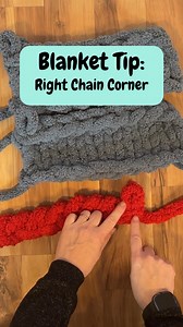 ✨Blanket Tip: Right Chain Corner✨ *Please note, I am by no means an expert in chunky knit blankets but I sure do enjoy making them!* I wanted to share a quick technique I started using so my right chain corner wasn’t so loose and flimsy. I would get so frustrated with how it looked so I started experimenting with different things I could do to fix it. This is what I came up with and it’s been a blessing for my type A sanity ever since. I’m not sure if anyone else does this or not but if you try 