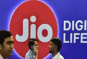 Jio Network Issue Today: मुंबई में न कॉल हो रही और न चल रहा इंटरनेट, चार महीने पहले भी कई राज्यों में हुई थी दिक्कत