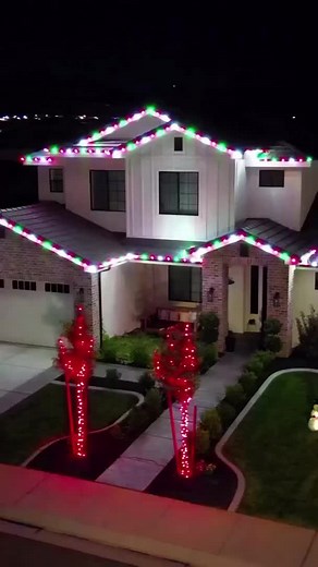 It’s time to make your house Stand Out! Turn your outdoor space into a symphony of holiday magic with our Outdoor Lights and Sounds! ✨🎶 Elevate your decorations with synchronized lights and festive tunes that bring your home to life. Perfect for creating a dazzling display that captivates both young and old. Make your holiday season merry and bright with the enchantment of light and sound! 🏡🌟 #mrchristmas #creatingholidaymagic #outdoormagic #festivelights #holidaysounds