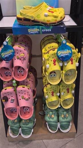 SpongeBob x Crocs 🧽 Classic Clog Collection at BGC Taguig City #crocs #spongebob #patrick #squidward