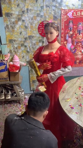 दूल्हे के दुल्हन संसार से विदा ले चुकी है#wedding#trendding#china#love#beauty#ytshortvideo