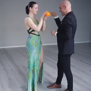 My partner is like an orange to me - Liana and Captain Salsa style 💪 ⚡️🔥 Music: DJ OOO Dancing on my Own | CaptainSalsa