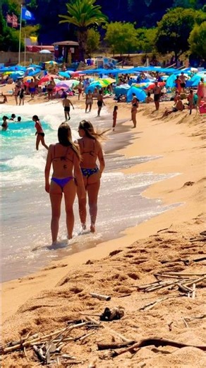 🇪🇸 🇧🇷 A Perfect Day at Lloret de Mar Beach 🏝️ Spain 🦋🌹🦋#lloretdemar #shorts #viral #beach