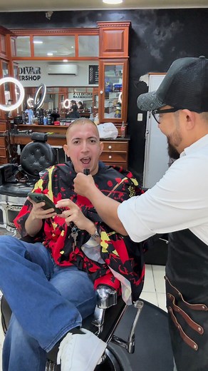 #Simplemente Zaldivar Barber Shop 💈donde lo que damos es alegría,que lindoo. | Calechito Junior Zaldivar Rubio