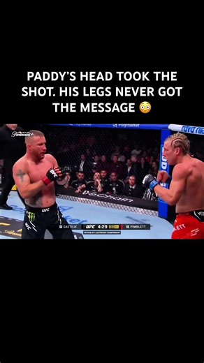 Paddy Pimblett somehow ate Justin Gaethje’s overhand right