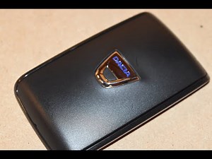 Sostituzione della batteria del telecomando della chiave della Dacia Duster - Sandero