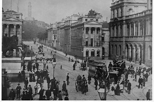 9 of Edinburgh's Oldest buildings