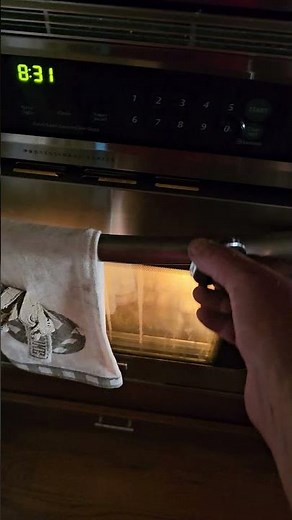 frigidaire oven door wont stay shut- easy "fix"