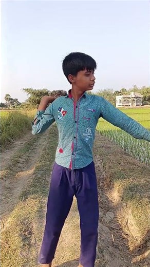 ছেলেটা কি বলছে শুনুন