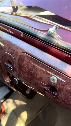 STOP LEAK! - 1939 #Lincoln #zephyr #BarryT