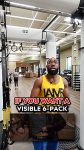 If You Want a Visible Six Pack, Try These 3 Movements 💪🏽👀 You’ll want to remember this. When training abs, you need to train all three parts of them ❗️ This includes the upper abs, lower abs and obliques on the side. These are 3 moves that’ll get them popping 💥 1️⃣ First we have hanging leg raises However, they’re not any ordinary hanging leg raises. You want to bring your pelvis to your rib cage 😳 That will help train the lower abs. Once that’s easy, try this after: 2️⃣ Next up are windshi