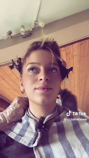 💇🏼‍♀️💇🏼‍♀️ #balayage #balayagehair #blondehair #ombrehair #coloration #mumsoftiktok