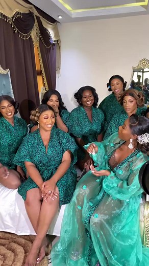 5.4K views · 164 reactions | The bride and her girls understood the assignment  Ibiye & Eno  #IBecomingUmoh #unavailablechallenge #RiversBrides #ibecomingumoh #kannyngwedding #weddinginspiration2023 #kannyngweddings #kannyng #Akwaibomwedding #riversbride #wedding #portharcourtwedding #love #akwaibomweddings | Akwa Ibom Wedding | Facebook