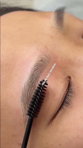 Realistic Brow Strokes: The Magic of Nano Machine Brows ✨