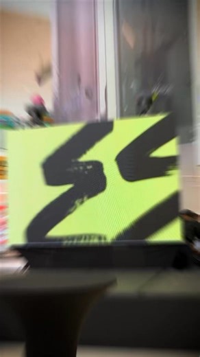 Pasión, estilo y orgullo aurinegro ⚽✨ Así se vivió el lanzamiento oficial de la colección Real España x Pacer, una noche llena de emoción, estilo y sentimiento por los colores del equipo. 🖤💛 La nueva colección aurinegra ya está disponible en las siguientes tiendas Pacer Store: 📍 San Pedro Sula: City Mall, Galerías del Valle, Mega Mall, Multiplaza, Altara, Plaza San Fernando, Terminal de Buses, Mega Plaza Palenque. 📍 Villanueva: Mega Plaza. 📍 Peña Blanca, Choloma, Puerto Cortés y Santa Cruz 