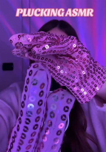 Plucking ASMR💗 #asmr #asmrromania #asmritalia #pluckingasmr #pluckingasmr tingles
