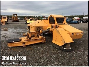 Lot # 116 2020 OMC Sprint Side Mount Shaker