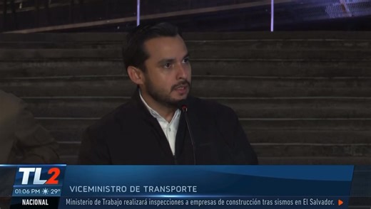 155K views · 1.4K reactions | CUIDADO QUEDA PROHIBIDO IR SENTADO O PARADO EN LAS CAMAS DE LOS PICK UP, A EXCEPCIÓN DEL TRANSPORTE RURAL, NO SE EXPONGA A UNA MULTA  | La Palma Plus | Facebook