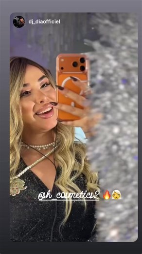 Benslimane Souad on Instagram: "Psahtek la3mira ♥️♥️♥️ Choufou li ya3arfou yelebssou la perruque kifeh djihoum matbench 🥰 Djatha grvvv thebel khmousse ♥️😘"