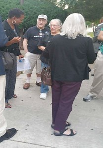 Rep. Lilly Discusses State Issues with Community