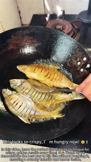 Perfect Fish Flip: Crispy & Tasty Every Time! 🐟🔥