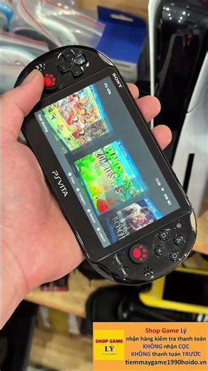 trên tay PS Vita 2000 hack tại tiệm máy game 1990 hồi đó