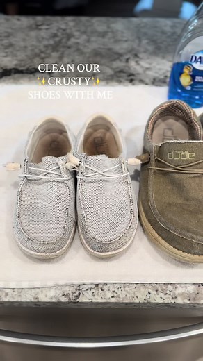 Make sure you dont make my mistake & put socks over the insoles 🙄 ALSO make sure you sanitize your sink after 🙃 #cleantok #howtocleanshoes #howtoeliminateshoesmell #cleaninghack #cleaninghacks #cleanwithme #heydudeshoes #heydudes #mouthwashcleaning #dawn #scrubbing