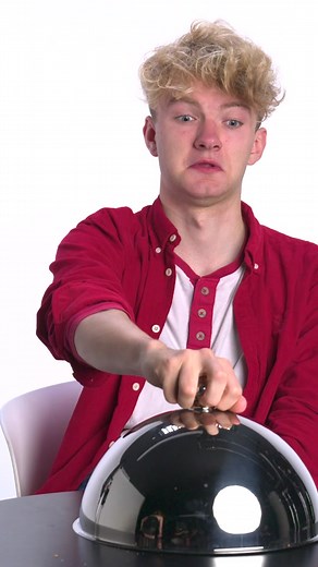 TommyInnit Takes on Toxic Waste Sweets Challenge