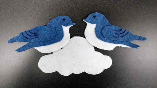 Flannel Friday: Two Little Blackbirds - Jbrary