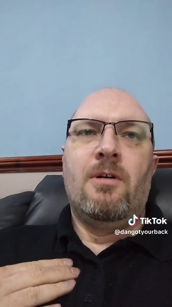 MARAUDING ATTACKS AT LFC TROPHY PARADE. shocking scenes during the Liverpool f.c trophy parade today as male drove into the jubilant crowd and married what was meant to be a celebration, is now a tragedy , prayers for all affected by this. #ynwa🔴🔴🔴 #liverpoolfc #staystrong