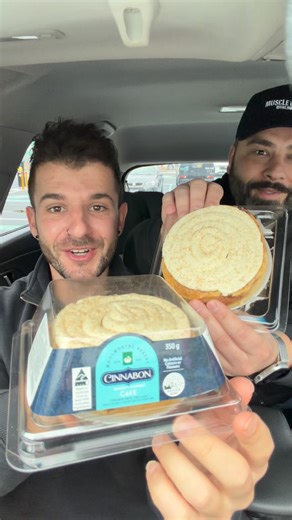 Cinnabon Cake at Woolies INSANE. THATS ALL #cinnabon #woolworths #cake #creamcheese #frosting #creamcheesefrosting #cinnamon #cinnamoncake #tastetest | Nectoriouspapi