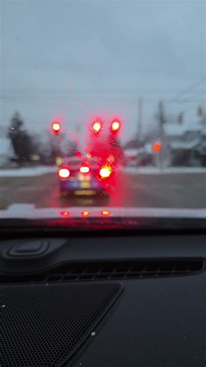 Breaking News 989 on Reels