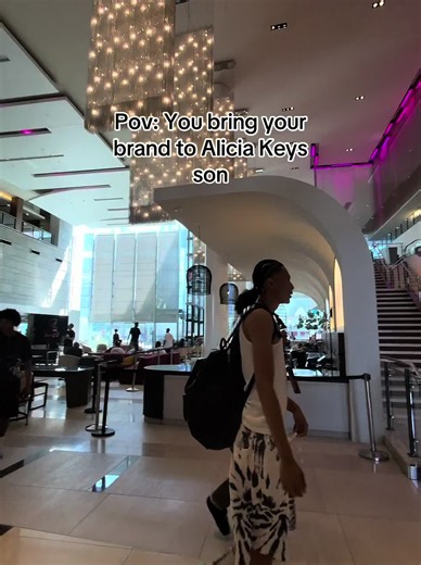 Alicia Keys son meets hoop brand in Egypt - POV moment