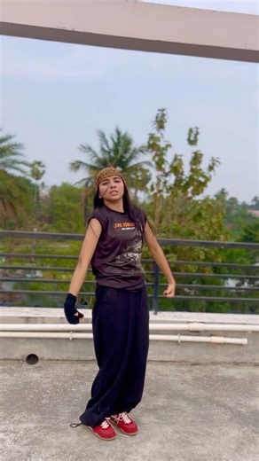 MIC DROP song dance cover BTS #bts #btsarmy #dance #trending #shortsdance #kpop #viral #btscomeback