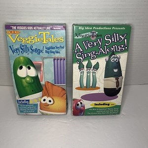 HTF Set of 2 VeggieTales A Very Silly Sing-Along VHS Video Tapes | eBay