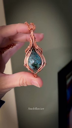 Getting ready to be antiqued 💚💚 I haven’t quite decided if I am leaving this stone in yet, but this piece will be finished and ready for the next update, which will be next Tuesday the 25th at 8pm!! Don’t forget to check the shop for any items currently on sale!! Perfect time to grab a Christmas gift 🎁 just head to https://smclellan-art.com | S. McLellan Art