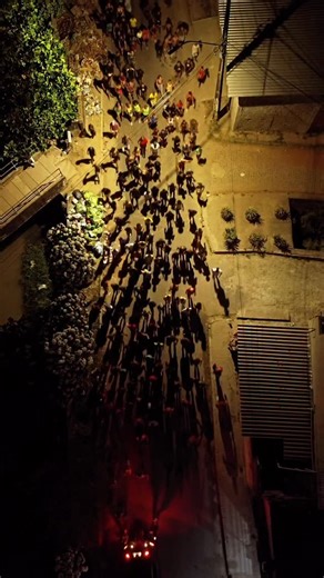 PEPE LANCHES OFICIAL on Instagram: "Só quem vai pra tropa com a gente comenta EU! NASSA CORRIDA OFICIAL TÁ CHEGANDO… Dia 08/03 é logo ali! Adquire teu kit vem correr com a gente! Toda segunda tem treino gratuito com a tropa!❤️‍🔥 Se vc já foi já conhece, se nunca veio vai conhecer a energia que essa tropa tem!❤️‍🔥 Vem cuidar da saúde brincando com a gente! Traga toda a família! É a tropa da inclusão!💪❤️‍🔥 #fissuradosporpedrinhorun #corridaderuabrasil #running #fissuralabial"